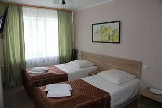 Гостиница Ольгинская Псков СТАНДАРТ 4 местный (двухкомнатный)-2