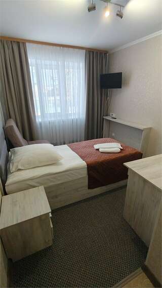 Гостиница Ольгинская Псков СТАНДАРТ 1 улучшенный (с доп. местом)-2